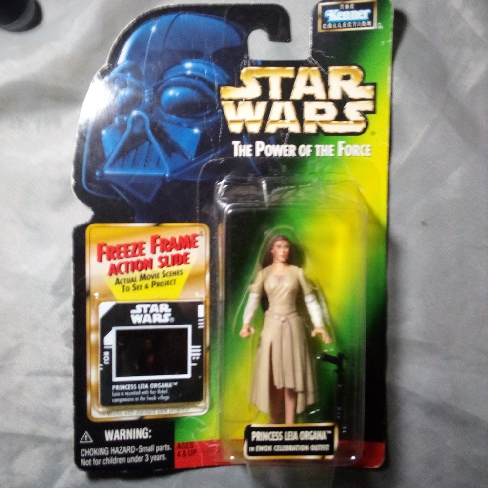 Kenner Star Wars Princess Leia in Ewok Outfit